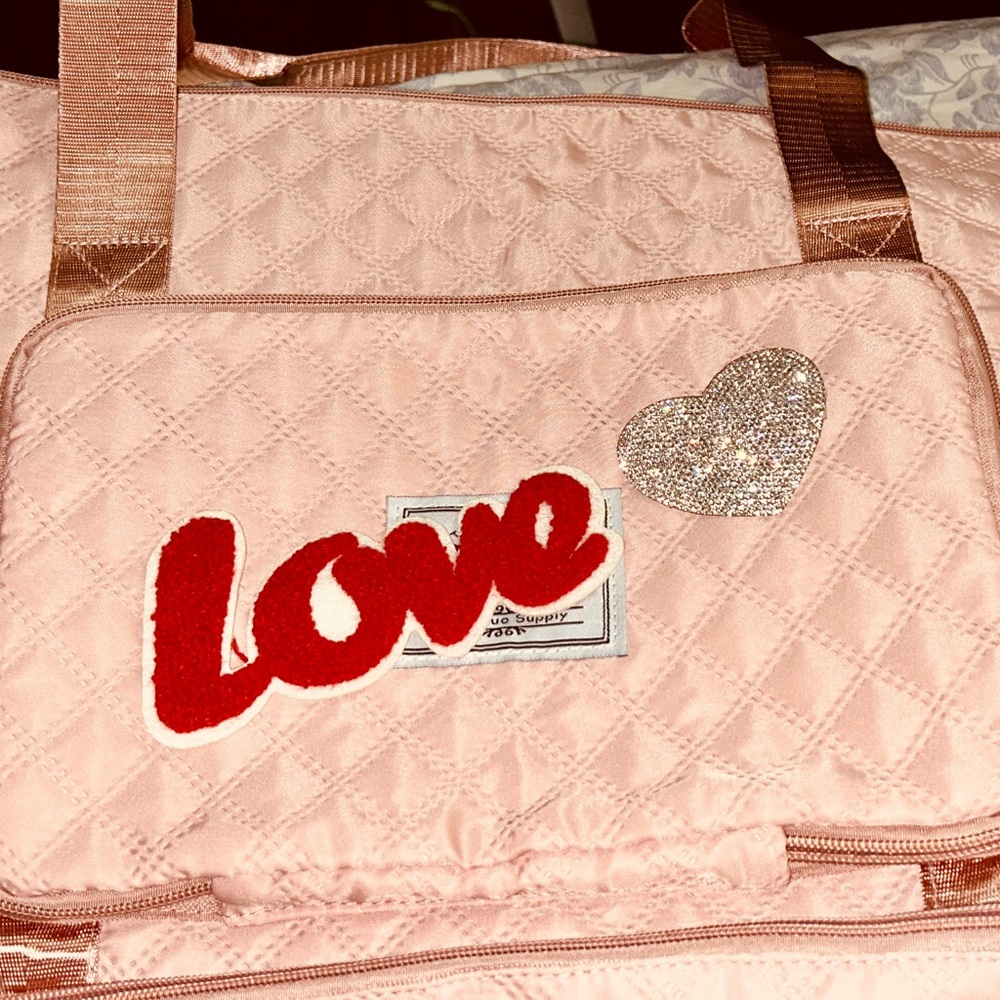 Quilted Duffle Bag Carry On Pink - Picture 4 of 10